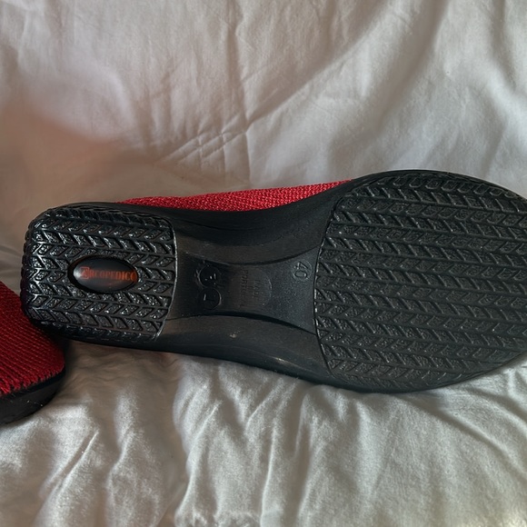 Women’s red A’RCOPEDICO healthy footwear, size 40 - Picture 3 of 9